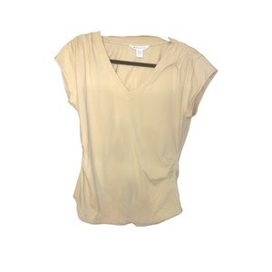 Athleta light green medium V-Neck shirt